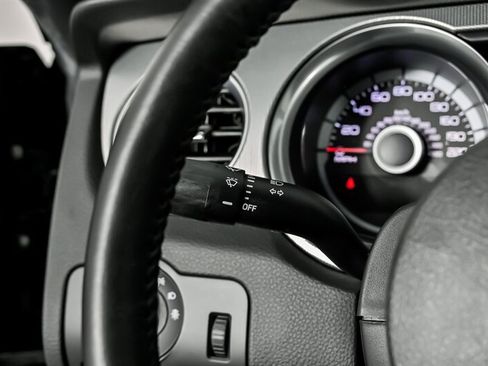 Used 2013 Ford Mustang Shelby GT500 RWD image 21