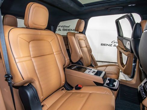 Used 2023 Lincoln Aviator Black Label w/ Dynamic Handling Package image 23