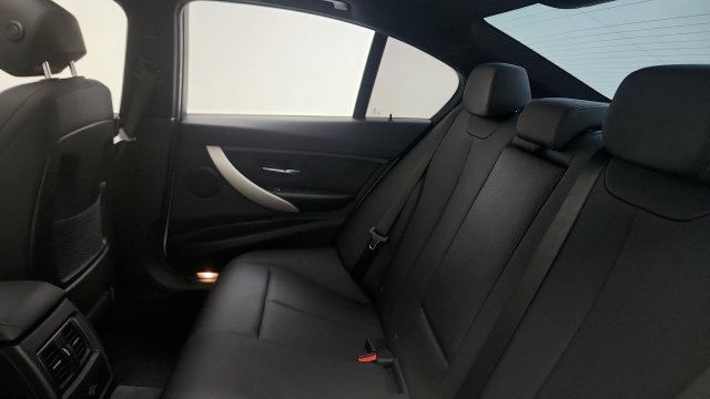 Used 2018 BMW 320i xDrive Sedan AWD/4WD image 42