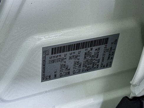 Used 2023 Nissan Rogue S AWD/4WD image 12