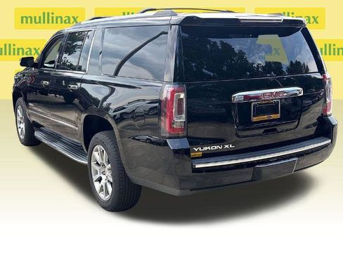 Used 2019 GMC Yukon XL Denali RWD image 9
