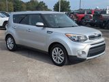Used 2018 Kia Soul + image 2