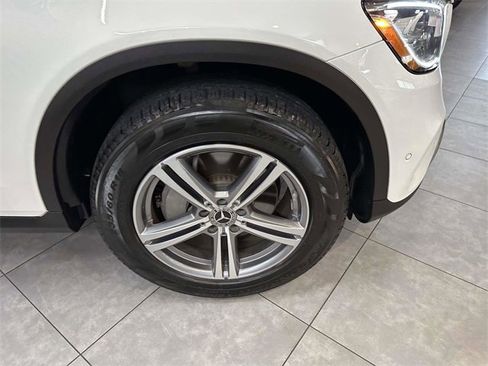 Certified 2022 Mercedes-Benz GLC 300 4MATIC image 7