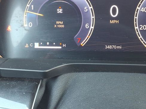 Used 2023 Jeep Grand Cherokee Altitude AWD/4WD image 13