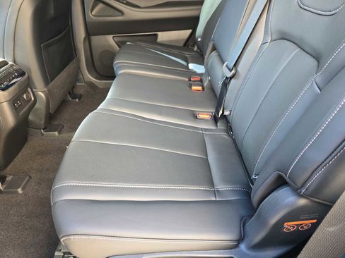 Certified 2023 INFINITI QX60 Luxe w/ Cargo Package image 14