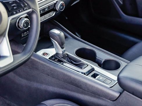 Used 2025 Nissan Altima 2.5 SV image 23