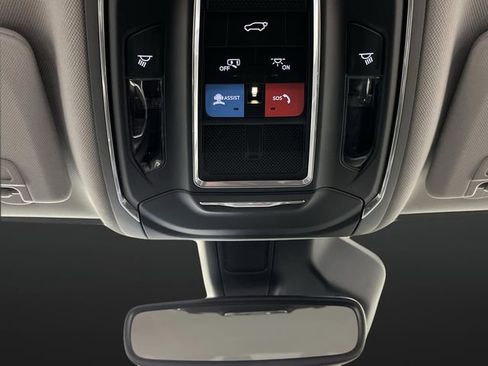 Used 2023 Jeep Grand Cherokee L Limited image 26