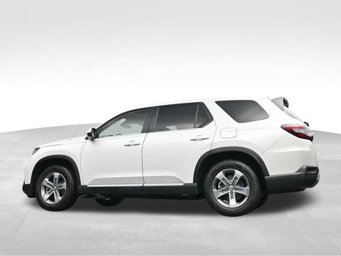 Used 2025 Honda Pilot EX-L image 35