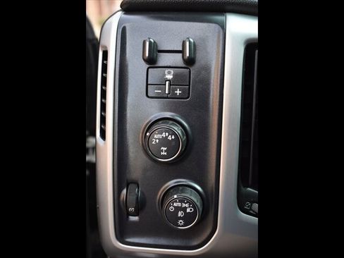 Used 2018 GMC Sierra 1500 SLT AWD/4WD image 14