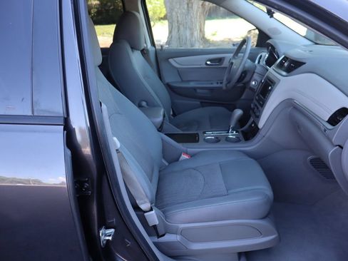 Used 2016 Chevrolet Traverse LS AWD/4WD image 24
