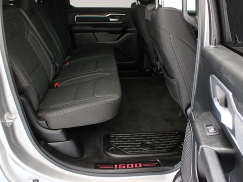 Used 2020 RAM 1500 Big Horn AWD/4WD image 36