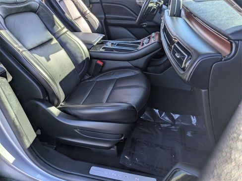 Used 2024 Lincoln Aviator Reserve image 29