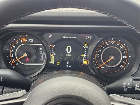 New 2025 Jeep Wrangler Unlimited Rubicon image 18