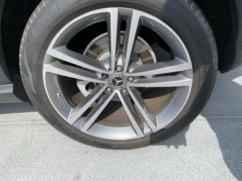 Used 2022 Mercedes-Benz GLE 350 image 5