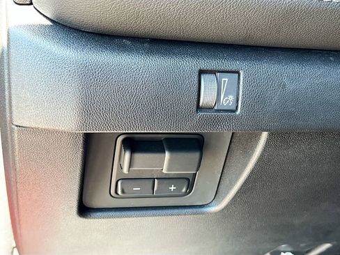 Used 2026 Chevrolet Colorado LT w/ Advanced Trailering Package AWD/4WD image 10