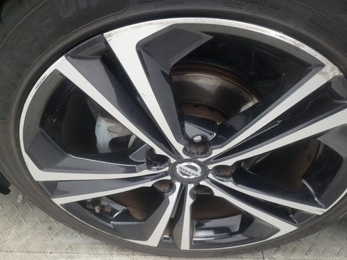 Used 2021 Nissan Sentra SR w/ SR Premium Package FWD image 31