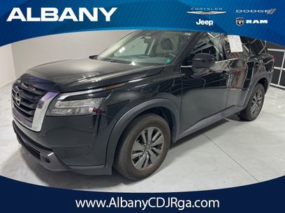 Used 2023 Nissan Pathfinder S
