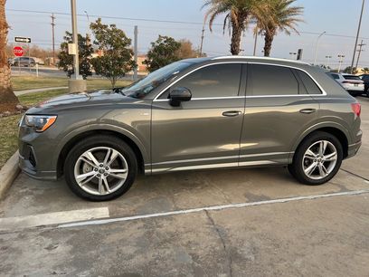 Used 2020 Audi Q3 2.0T Premium w/ Convenience Package