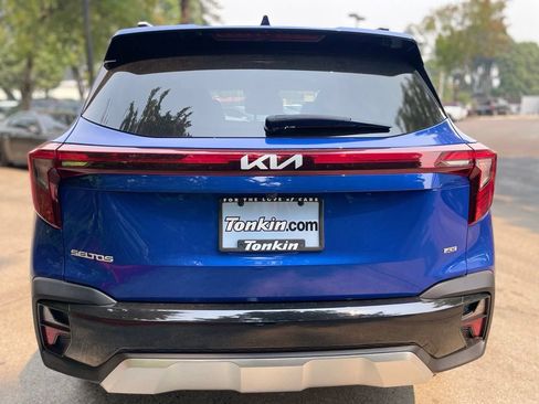 Used 2024 Kia Seltos S AWD/4WD image 5