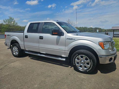 Used 2014 Ford F150 XLT w/ Equipment Group 302A Luxury AWD/4WD image 3