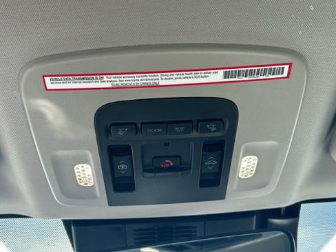 Used 2025 Toyota Camry XLE w/ Premium Plus Package FWD image 23