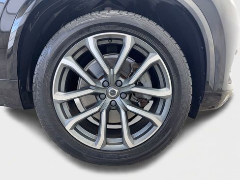 Used 2019 Volvo XC90 T5 Momentum w/ Multimedia Package image 52