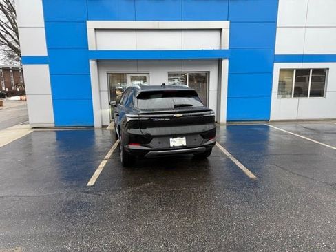 New 2026 Chevrolet Equinox EV LT w/ Convenience Package II image 6