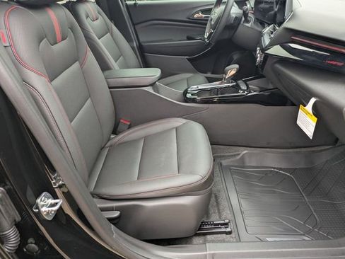 New 2026 Chevrolet Trax RS w/ Sunroof Package FWD image 35