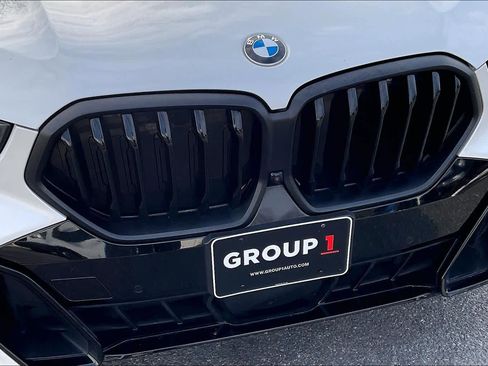 Certified 2024 BMW X6 xDrive40i w/ Premium Package image 32