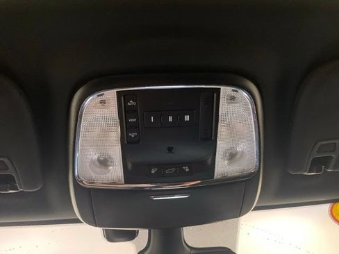 Used 2018 Dodge Durango GT w/ Technology Group AWD/4WD image 13