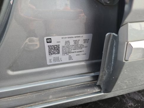 Used 2023 Chevrolet Traverse Premier w/ LPO, Cargo Package image 33