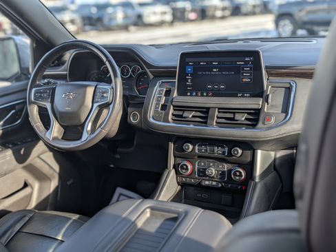 Used 2021 Chevrolet Suburban Z71 image 15
