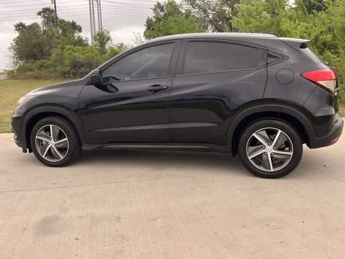 Used 2022 Honda HR-V EX image 4