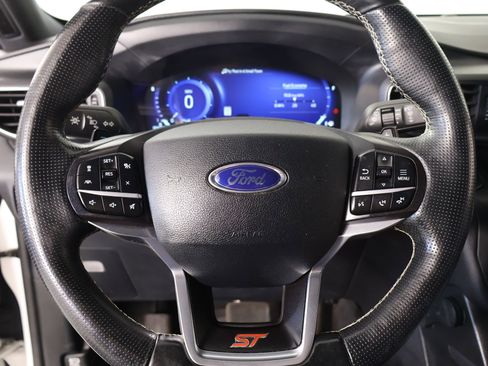 Used 2020 Ford Explorer ST w/ ST Street Pack image 3