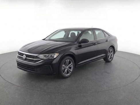 Used 2024 Volkswagen Jetta SE FWD image 8