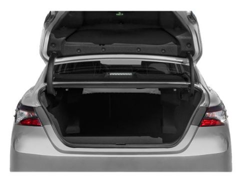 Used 2022 Toyota Camry LE w/ Convenience Package FWD image 11