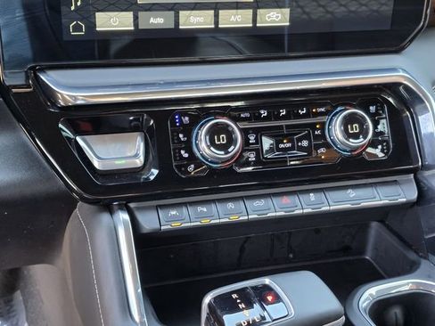 Used 2025 GMC Sierra 1500 Denali Ultimate image 21