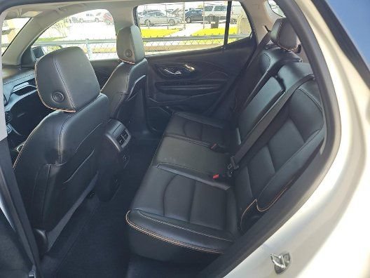 Used 2023 GMC Terrain AT4 w/ Tech Package AWD/4WD image 10