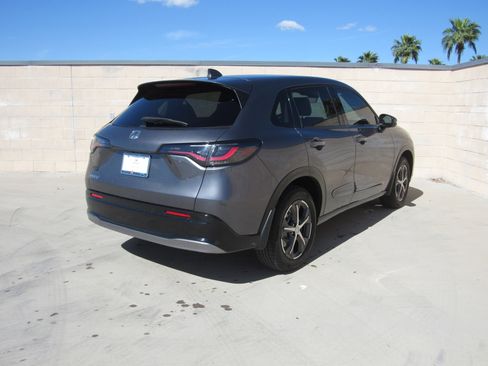 Certified 2023 Honda HR-V EX-L image 5