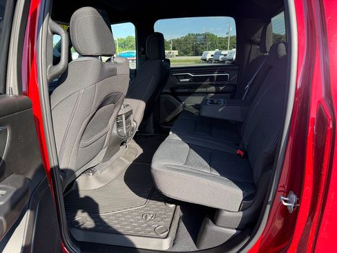 New 2026 RAM 1500 Big Horn AWD/4WD image 13