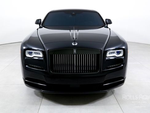Used 2017 Rolls-Royce Wraith RWD image 7
