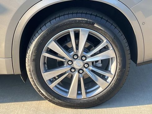 Used 2022 Cadillac XT6 Premium Luxury FWD image 11