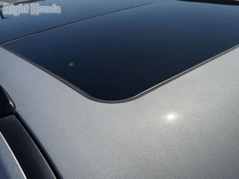 Used 2025 Honda Pilot TrailSport image 9
