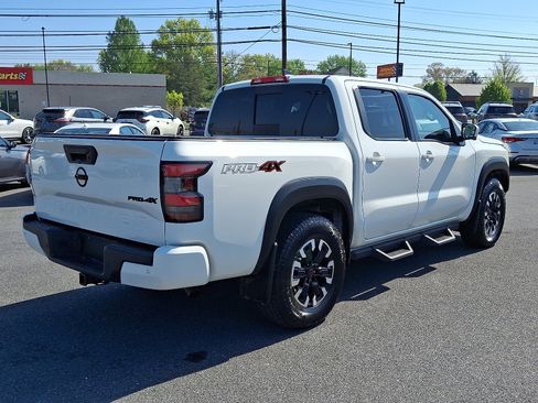 Certified 2024 Nissan Frontier PRO-4X w/ Pro Convenience Package AWD/4WD image 7