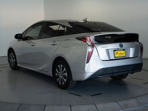 Used 2017 Toyota Prius Three w/ Carpet Mat Package FWD image 6