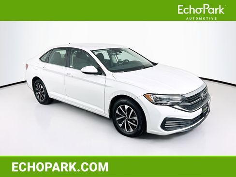 Used 2024 Volkswagen Jetta S image 1