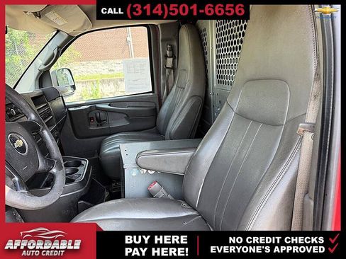 Used 2014 Chevrolet Express 3500 RWD image 10