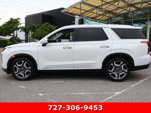 Used 2025 Hyundai Palisade SEL FWD image 6