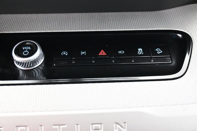 Used 2025 Ford Expedition Active AWD/4WD image 23