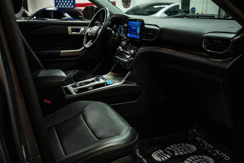 Used 2024 Ford Explorer Limited AWD/4WD image 15